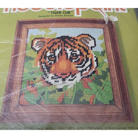 VTG Sunset Designs jiffy needlepoint Tiger Cub Donna Enstaff 5458 Pure Wool Yarn - Picture 3 of 5